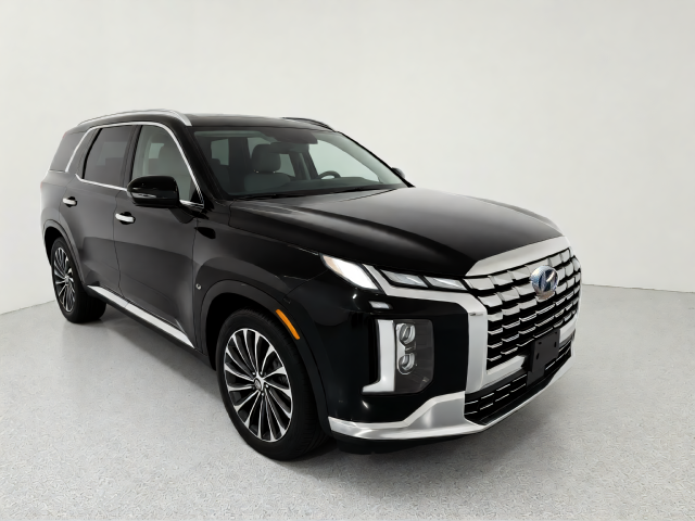 Black Hyundai Palisade photographed in a clean virtual studio